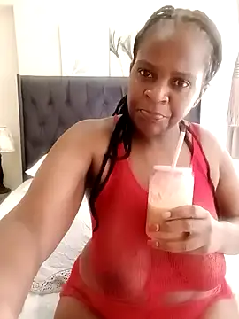 Creamy Chocolatex online show from 10-14-25, 08:37