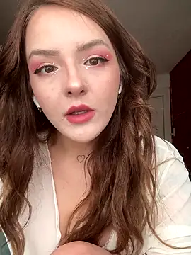 Snapshot of -Meowy- chatting on 09-15-25, 10:37 -Meowy- online show from 09-15-25, 10:37