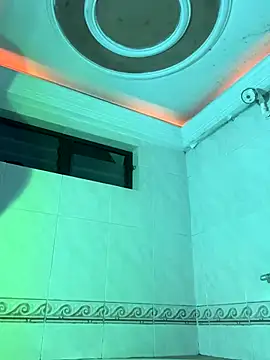 Snapshot of GiorgiaLuxee chatting on 11-02-25, 11:12 GiorgiaLuxee online show from 11-02-25, 11:12