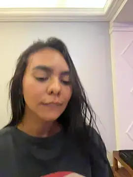 Snapshot of GiorgiaLuxee chatting on 11-27-25, 11:07 GiorgiaLuxee online show from 11-27-25, 11:07