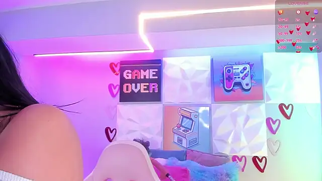 LindaWz  online show from 02-07-26, 07:23