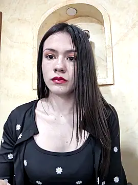 Snapshot of CHARLOTTE__05 chatting on 09-23-25, 03:59 CHARLOTTE 05 online show from 09-23-25, 03:59