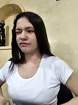 Snapshot of CHARLOTTE__05 chatting on 10-04-25, 01:31 CHARLOTTE 05 online show from 10-04-25, 01:31