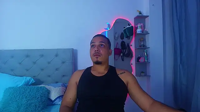 taylor collins  online show from 10-02-25, 04:52