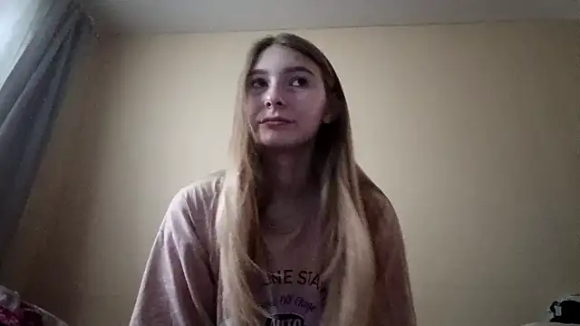 Nymera flare online show from 11-14-25, 06:23