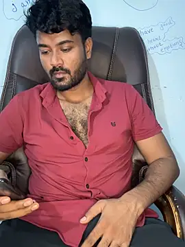 Snapshot of MeekBatgirl chatting on 09-29-25, 05:40 MeekBatgirl online show from 09-29-25, 05:40