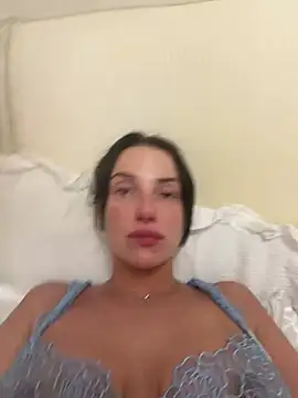 Snapshot of Remirosee chatting on 02-08-26, 07:39 Remirosee online show from 02-08-26, 07:39