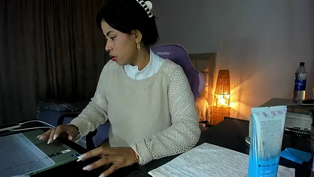 Michluxe 69 online show from 07-07-26, 03:53
