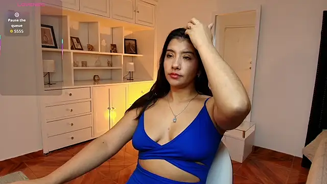 Snapshot of nina_moen chatting on 10-01-25, 07:42 nina moen online show from 10-01-25, 07:42