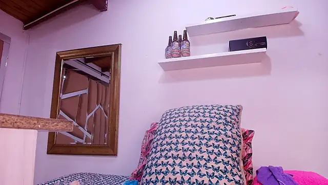 sweegirl69 online show from 10-06-25, 12:02