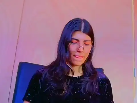 Candy sexyhot01 online show from 12-16-25, 04:34