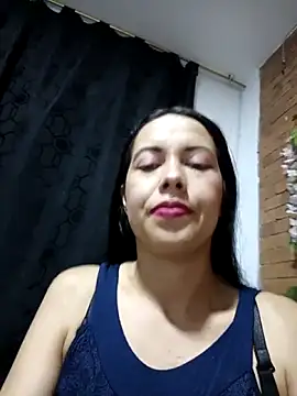 Snapshot of MiaForever1 chatting on 11-03-25, 11:59 MiaForever1 online show from 11-03-25, 11:59