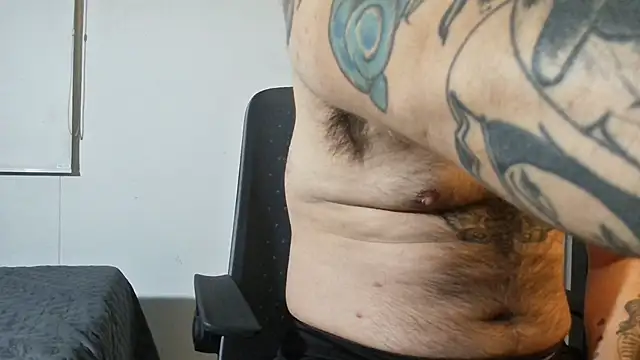 DaddyBear   online show from 09-23-25, 02:03