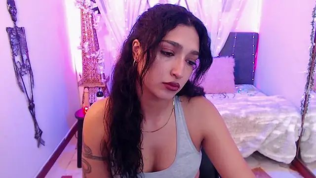 Cleofox  online show from 10-20-25, 11:27