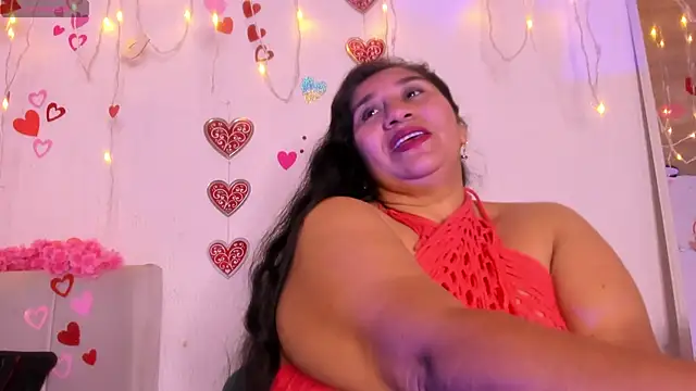 Snapshot of milf_latinn chatting on 09-23-25, 03:15 milf latinn online show from 09-23-25, 03:15