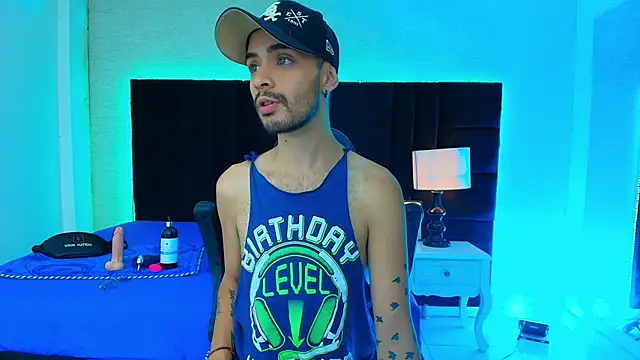 HairyDiamond  online show from 09-17-25, 03:19