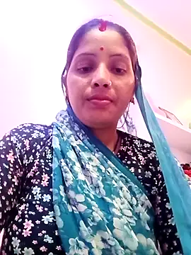 Snapshot of Sharma_pooja chatting on 10-03-25, 02:58 Sharma pooja online show from 10-03-25, 02:58