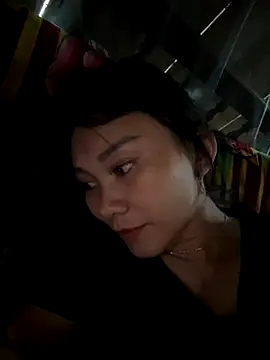 Almond-cute online show from 09-26-25, 05:22