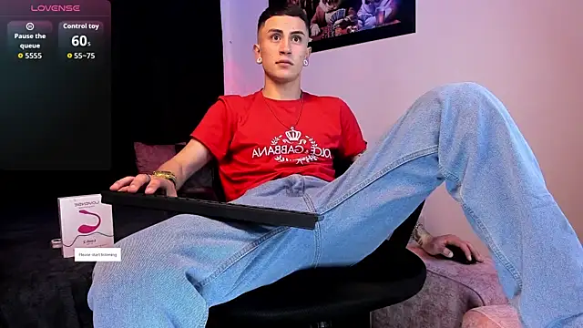 Sebas maverick online show from 09-26-25, 03:43