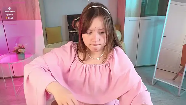 Sweetie Hope online show from 09-14-25, 04:22