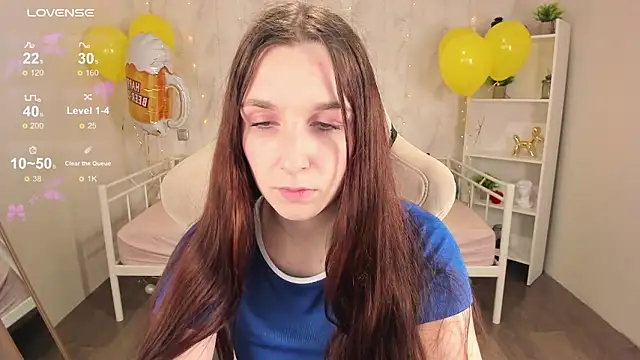 Snapshot of Miss___Eva chatting on 09-24-25, 12:03 Miss Eva online show from 09-24-25, 12:03