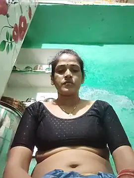 Nillohot online show from 10-07-25, 06:43