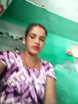 Nillohot online show from 10-13-25, 07:41