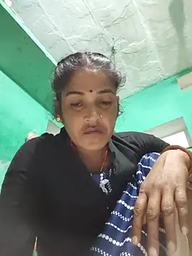 Nillohot online show from 10-18-25, 12:57