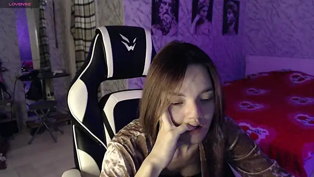 Kitti study online show from 10-14-25, 09:43