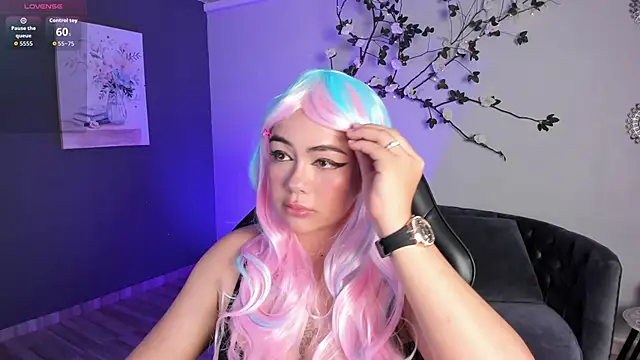 Snapshot of jasmincollin_ chatting on 01-07-26, 01:41 jasmincollin online show from 01-07-26, 01:41