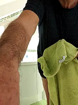 Oldmenhot66 online show from 09-27-25, 04:17