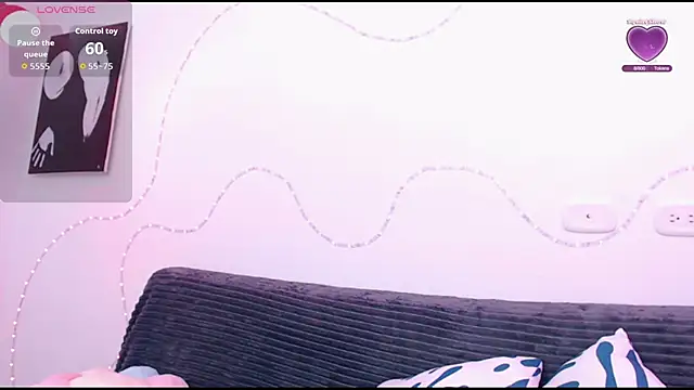 Snapshot of Sofia_candy19 chatting on 10-06-25, 06:38 Sofia candy19 online show from 10-06-25, 06:38