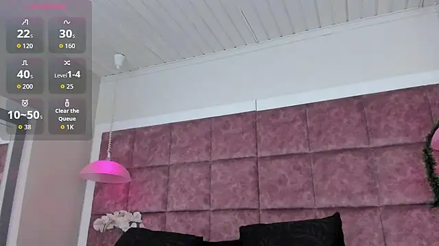 Snapshot of Ely09_ chatting on 12-14-25, 09:19 Ely09 online show from 12-14-25, 09:19