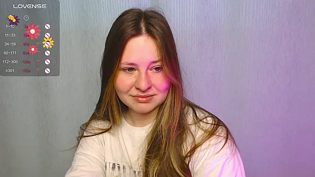 Snapshot of whynotlol chatting on 09-19-25, 08:38 whynotlol online show from 09-19-25, 08:38