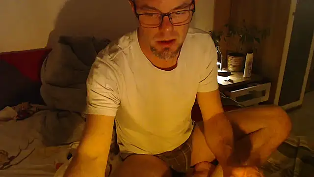 EdelHolz91 online show from 02-19-26, 04:14