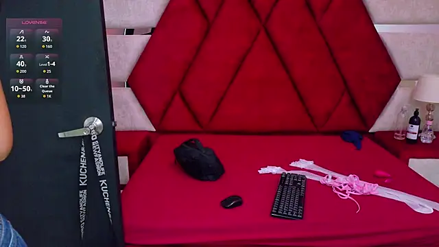 Kity spiderr online show from 10-21-25, 12:50