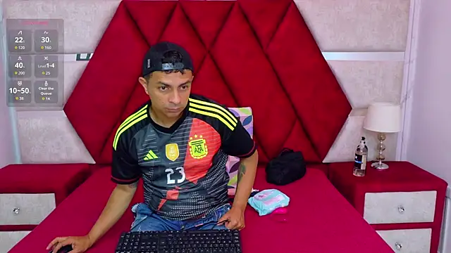 Kity spiderr online show from 11-17-25, 12:11