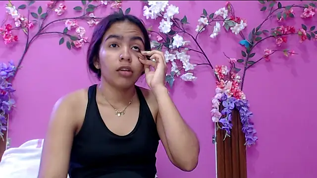 skinnysofia18 online show from 01-19-26, 01:26