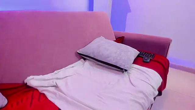 CataleyaAmaya online show from 10-17-25, 12:19