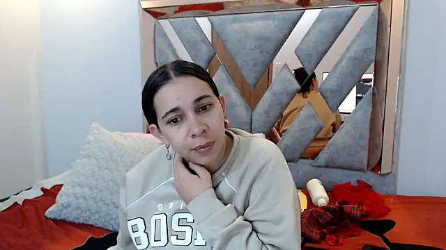 CataleyaAmaya online show from 12-22-25, 12:02