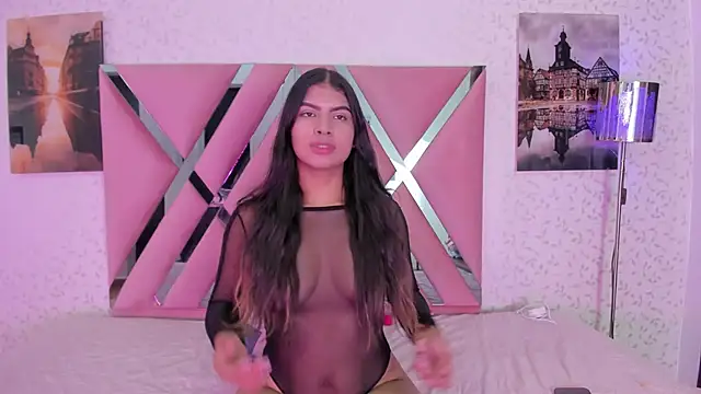 SophiaSalazar  online show from 11-07-25, 12:05