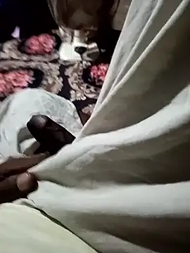 Snapshot of Rahul_Razz chatting on 10-02-25, 02:24 Rahul Razz online show from 10-02-25, 02:24