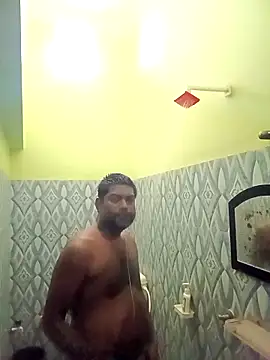 Snapshot of Rahul_Razz chatting on 10-12-25, 05:06 Rahul Razz online show from 10-12-25, 05:06