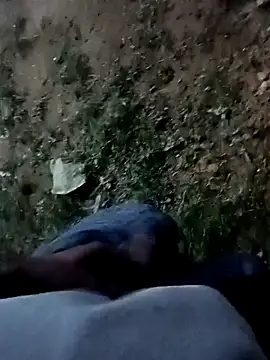 Snapshot of Rahul_Razz chatting on 10-28-25, 04:09 Rahul Razz online show from 10-28-25, 04:09