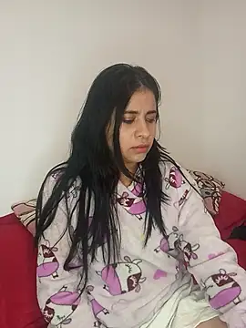 ValerieLove  online show from 11-29-25, 06:49