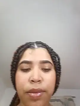 MadissonRizz online show from 09-30-25, 05:18