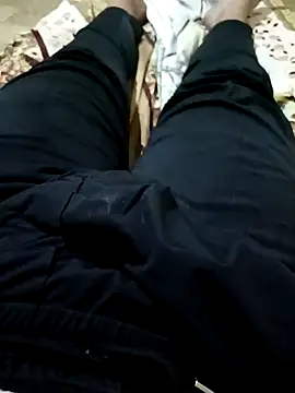 Snapshot of anis3g4 chatting on 09-20-25, 03:24 anis3g4 online show from 09-20-25, 03:24