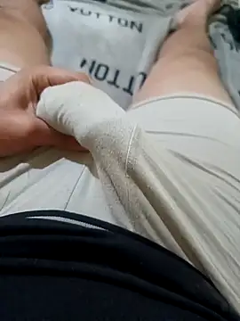 Snapshot of anis3g4 chatting on 09-26-25, 12:53 anis3g4 online show from 09-26-25, 12:53