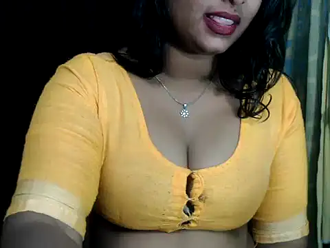 DearKimmi online show from 12-31-24, 03:23