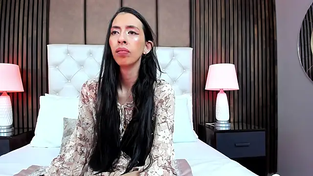 Kendal Foxxx online show from 10-29-25, 11:45